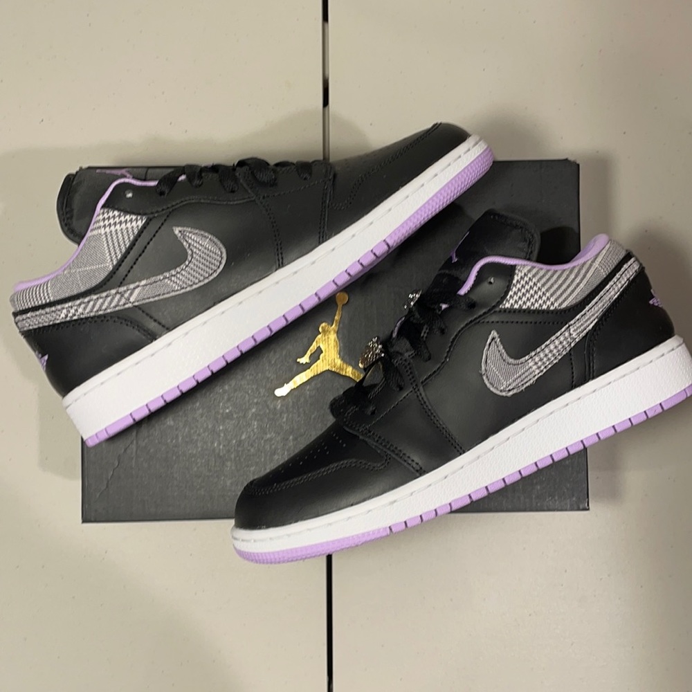 Jordan 1 Low SE Houndstooth